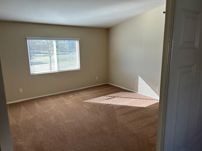 Building Photo - 29585 Peacock Mountain Dr