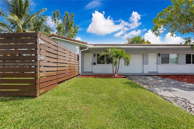 Building Photo - 3340 NE 13th Ave