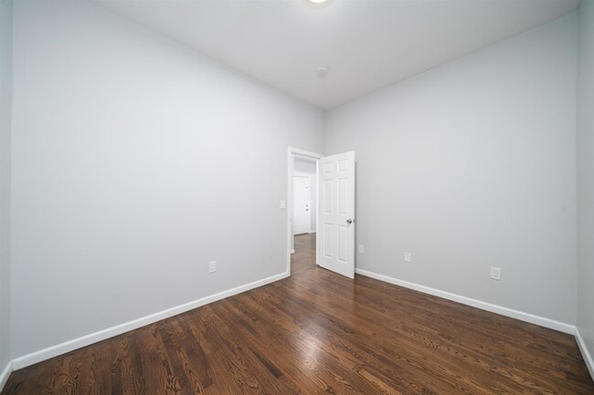 Building Photo - 408 Monastery Pl