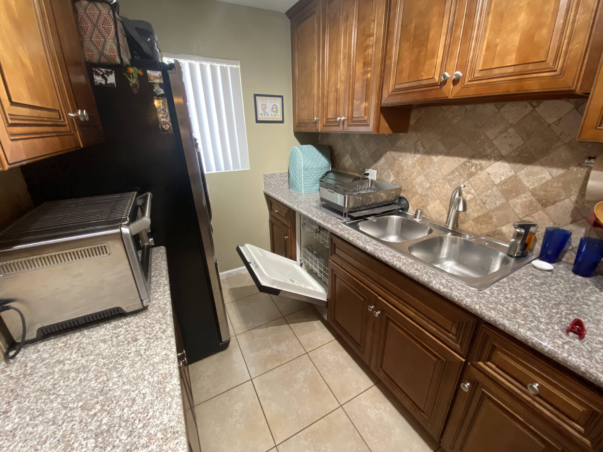 Building Photo - 172 W Elm Ct