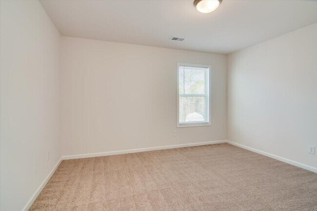 Building Photo - 6242 High Top Ln
