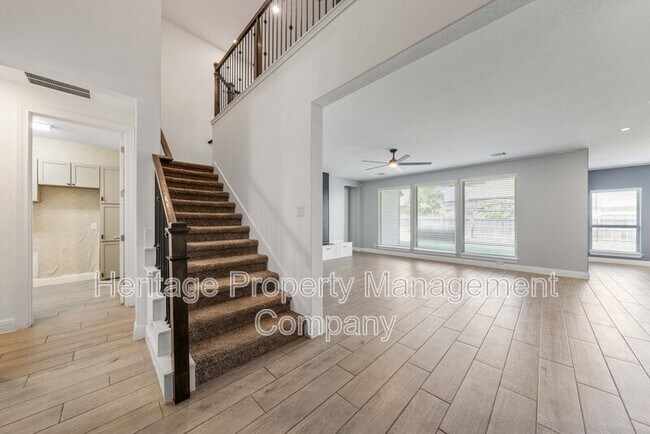 Building Photo - 221 Terramar