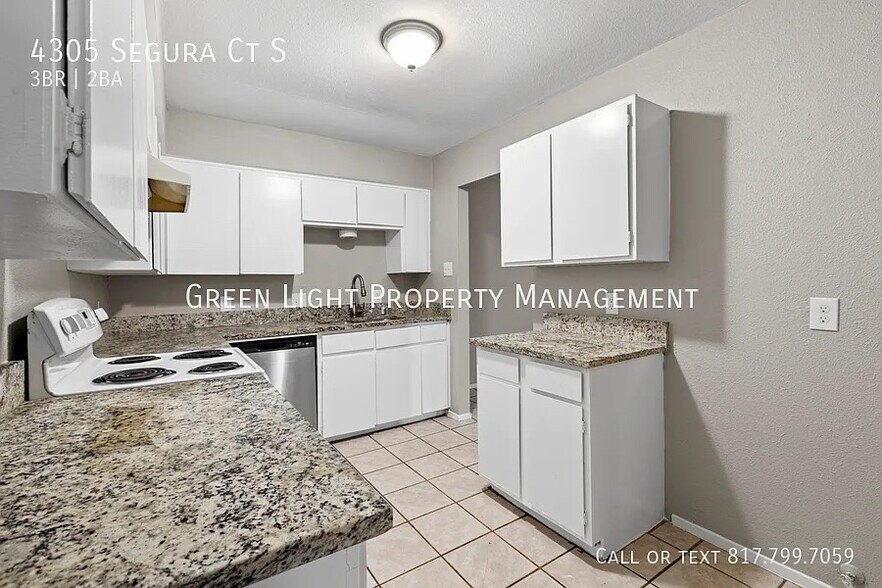 Building Photo - Room in Duplex on Segura Ct S
