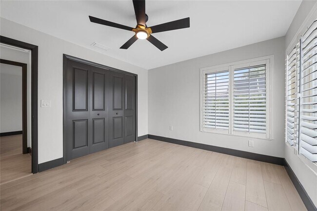 Building Photo - 5809 Cruiser Way