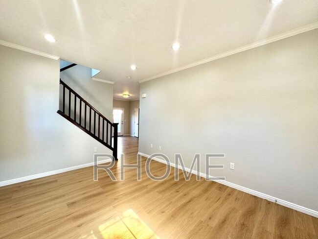 Building Photo - 13567 Florenza Way