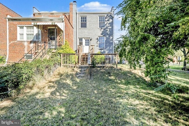 Building Photo - 1719 Frankford St SE