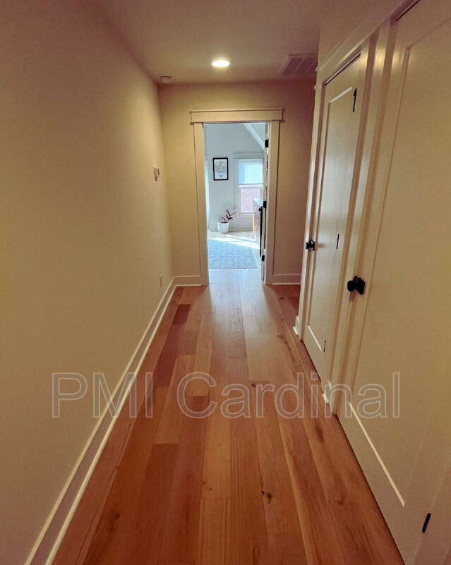 Building Photo - 3121 Colyer Pl