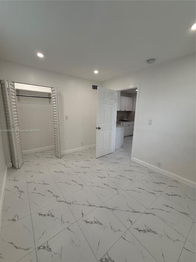 Building Photo - 26741 SW 139th Ave