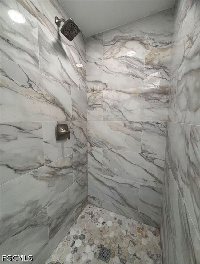 Building Photo - 12396 Kelly Sands Way