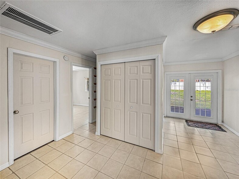 Hallway - 34477 Poinsettia Pl
