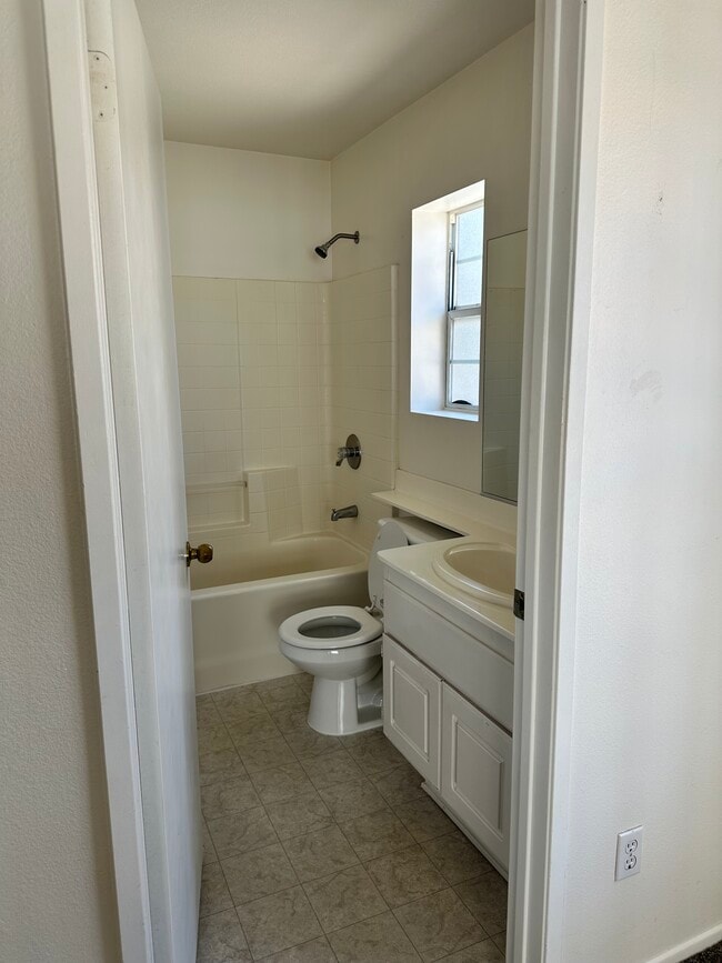 Building Photo - 25621 Prospect Ave