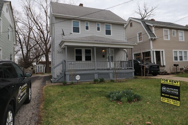 Building Photo - 4287 Rocky River Dr