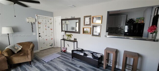 Building Photo - 13285 Arbor Pointe Cir