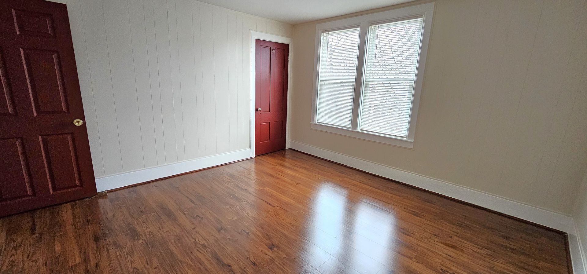 Building Photo - 216 N Champlain St