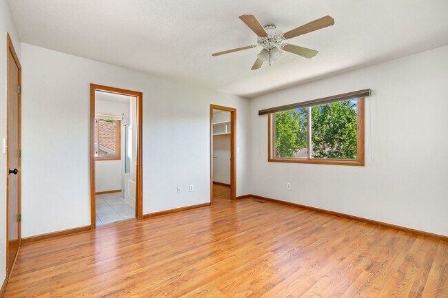 Building Photo - 718 Justice Dr