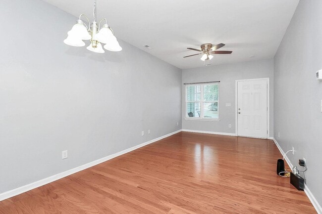 Building Photo - 11109 Pettus Ct