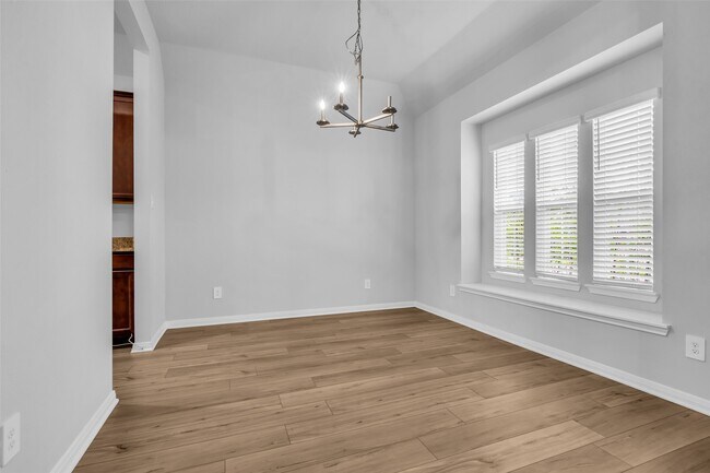 Building Photo - 3430 Redbridge court