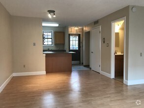 Building Photo - 2BD/1.5BA Boulder Condo *No Undergrads*