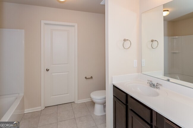 Building Photo - 48 Culver Ridge Dr