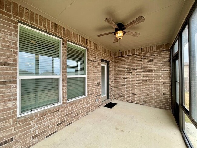 Building Photo - 168 Crimson Ln