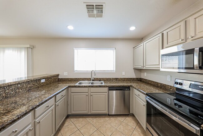 Building Photo - 24236 W Lasso Ln