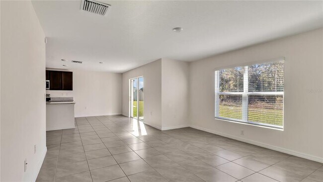 Building Photo - 16702 Carlton Pond St