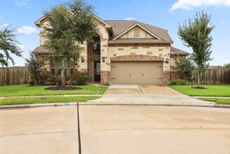 Building Photo - 8903 Lost Castle Wy