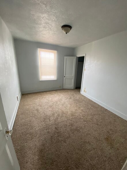 Building Photo - 700 Brinton Ave