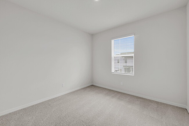 Building Photo - 12834 SW Forli Wy