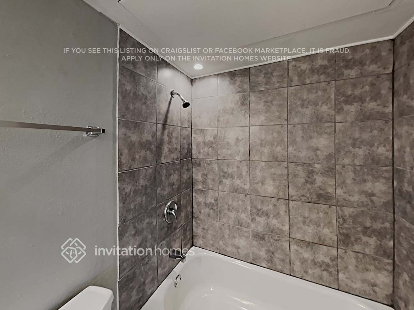 Building Photo - 4145 Silverberry Ave