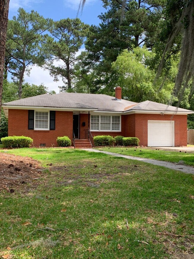 Primary Photo - Kensington Park