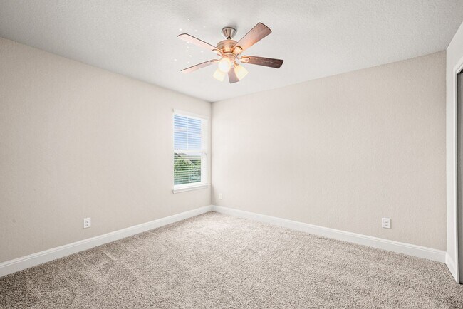 Building Photo - 13154 Beals Cir