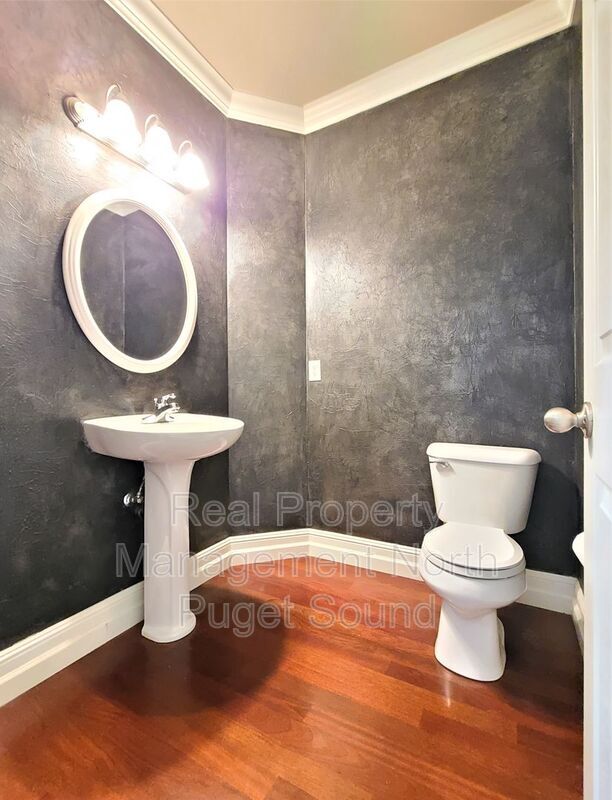 Building Photo - 19630 9th Pl W