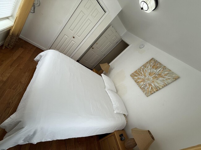 Building Photo - 43 N Trenton Ave