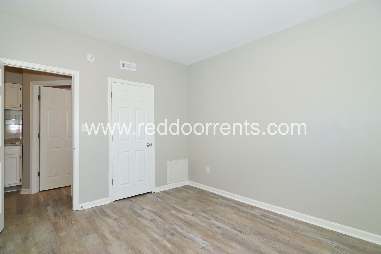 Building Photo - 1337 E Market St