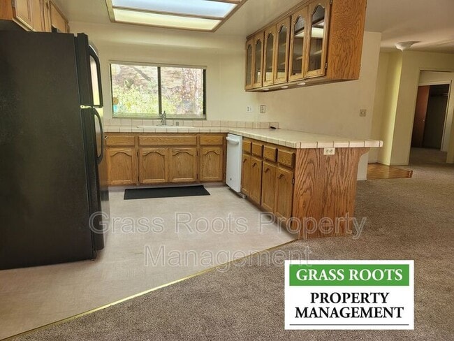 Building Photo - 17135 Lawrence Way