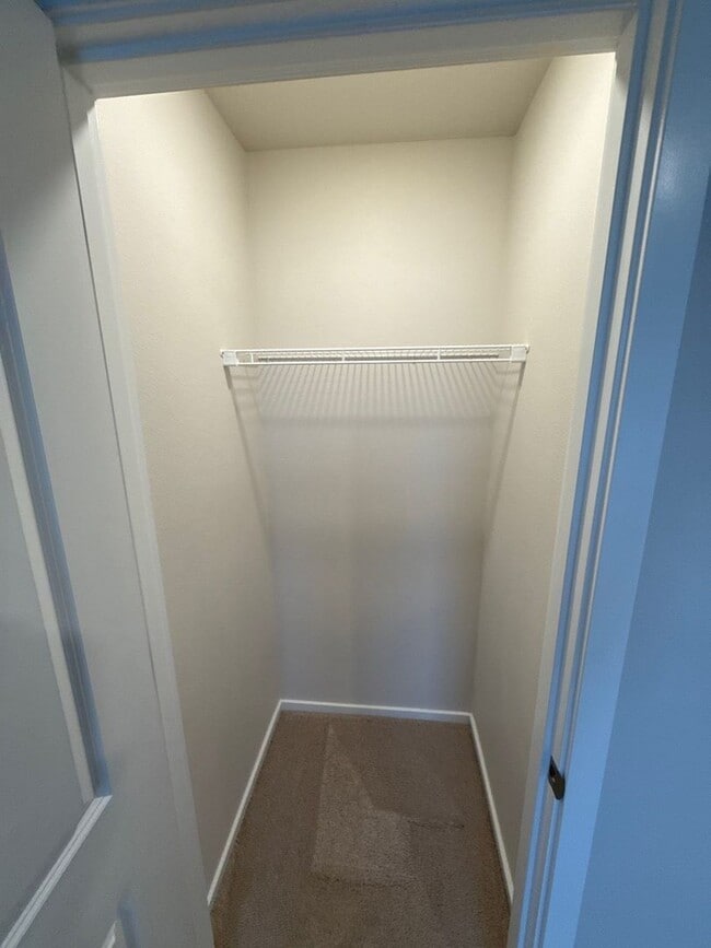 Building Photo - 4770 Daiquiri Ave NE