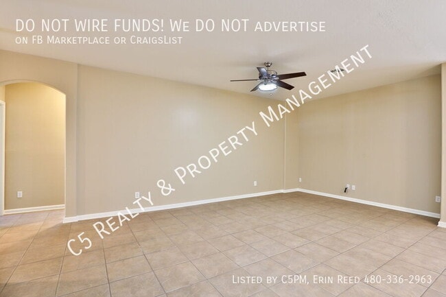 Building Photo - 3335 E Yucca St