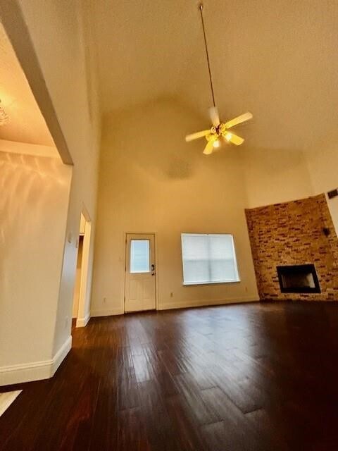 Building Photo - 23915 Floragate Dr