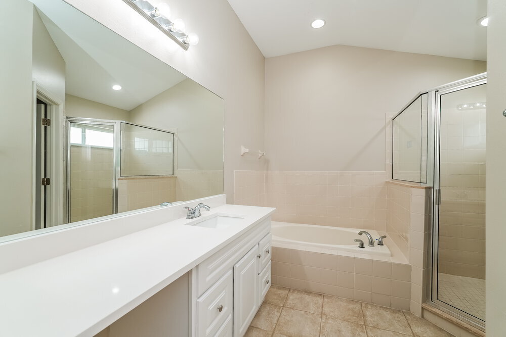 Building Photo - 15724 Cedar Elm Terrace