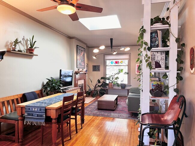 Living space from back 2 - 3412 N Raleigh St