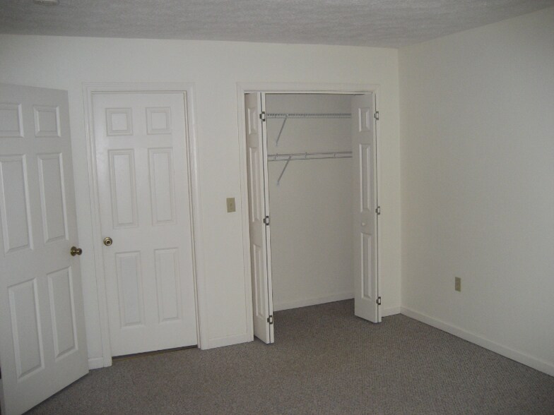 Building Photo - 614 Higate Rd