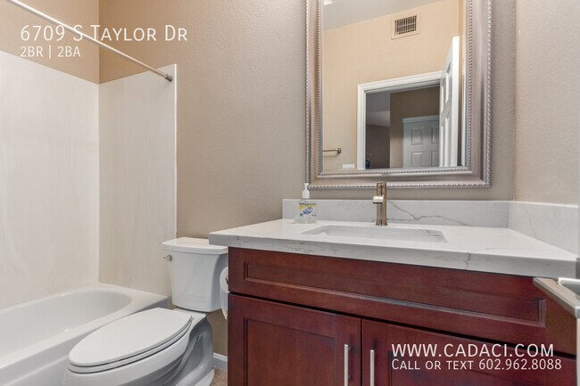 Building Photo - 6709 S Taylor Dr