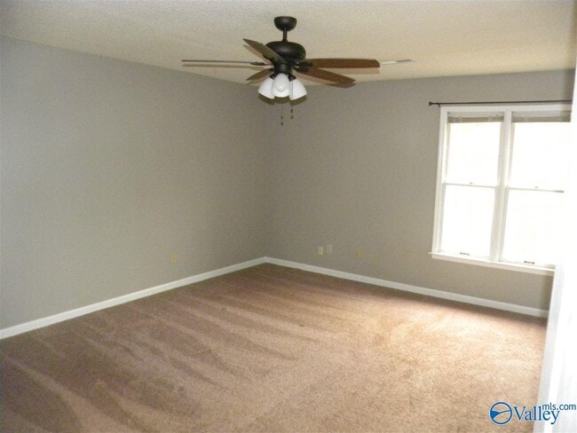 Building Photo - 309 Glenwood Dr