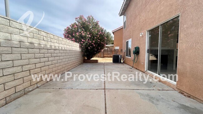 Building Photo - 3 Bed, 2 Bath Victorville Home!!