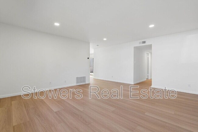 Building Photo - 2535 Heatherlark Cir