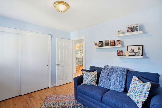 Building Photo - 241 Soledad Dr