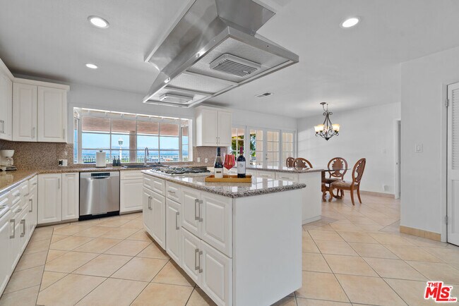 Building Photo - 4159 Regal Oak Dr