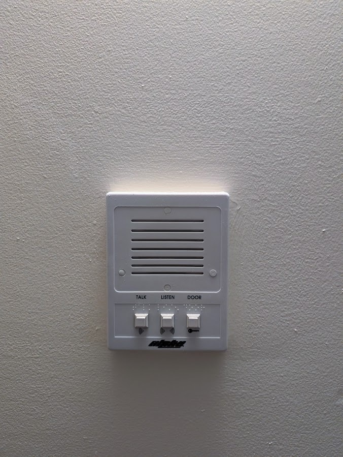 Intercom - 5523 Ellsworth Ave