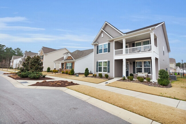 Building Photo - 1011 Spivey Cir